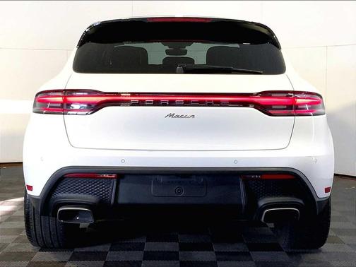 White 2023 Porsche Macan Macan
