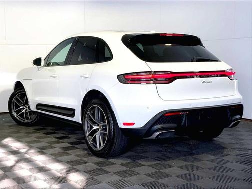 White 2023 Porsche Macan Macan