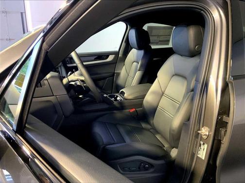 2025 Porsche Cayenne Cayenne