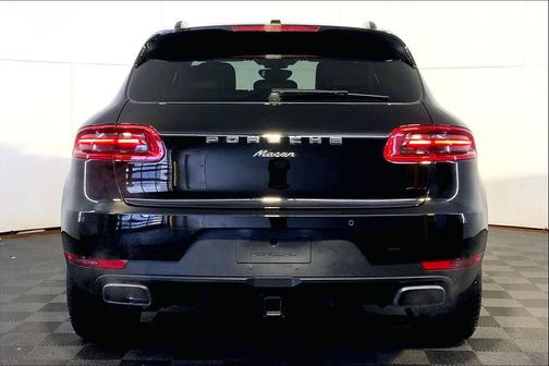 2018 Porsche Macan AWD