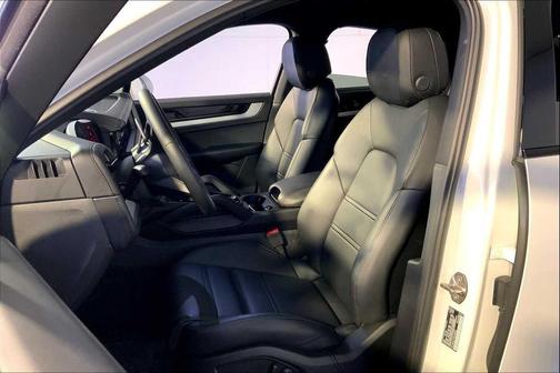 2025 Porsche Cayenne Cayenne