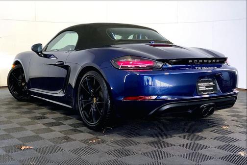 2023 Porsche 718 Boxster S