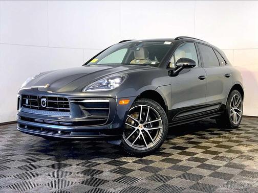 2026 Porsche Macan AWD