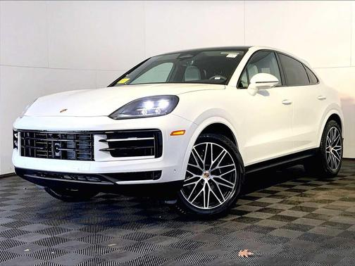 2Y/Carrara White M 2026 Porsche Cayenne Cayenne
