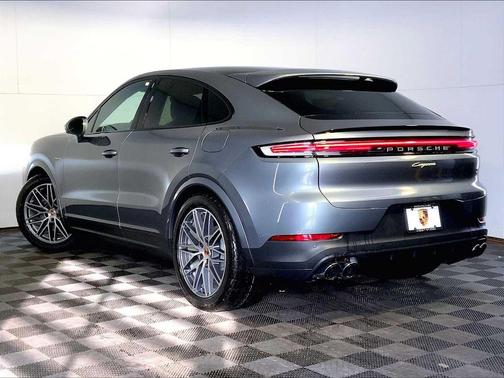 1H/Vanadium Grey M 2026 Porsche Cayenne Cayenne E-Hybrid
