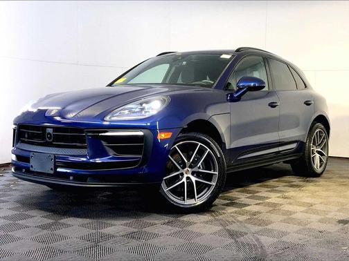 2025 Porsche Macan AWD
