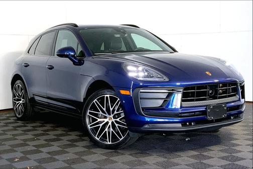 2023 Porsche Macan AWD
