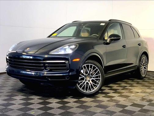 Moonlight Blue Metallic 2021 Porsche Cayenne Cayenne