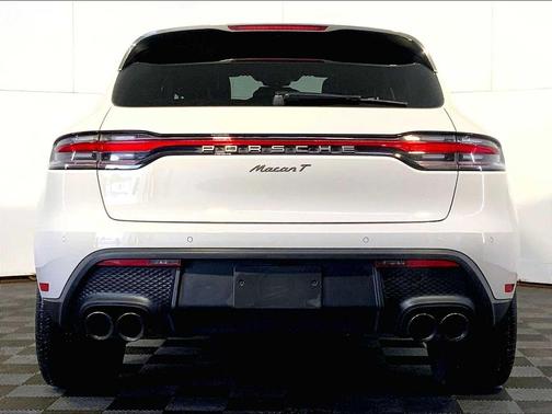 Chalk 2023 Porsche Macan T