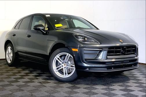 2025 Porsche Macan AWD