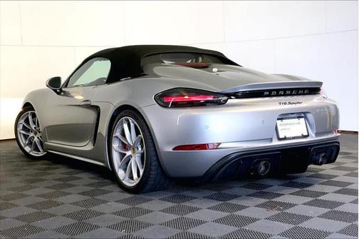 2021 Porsche 718 Spyder Roadster