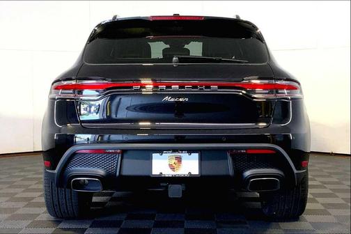 2025 Porsche Macan