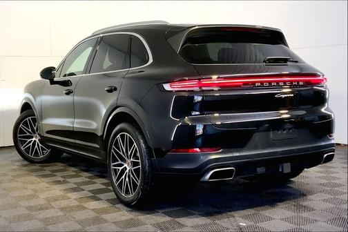 2025 Porsche Cayenne Cayenne