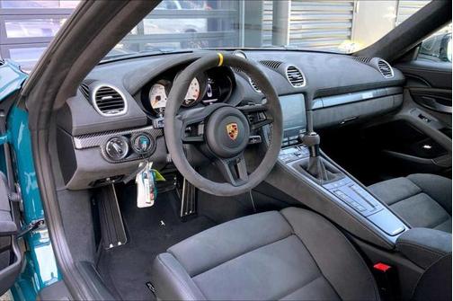 2024 Porsche 718 Spyder RS