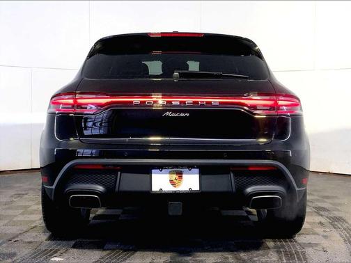 2026 Porsche Macan 