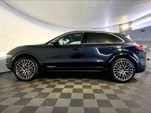 2023 Porsche Cayenne Cayenne