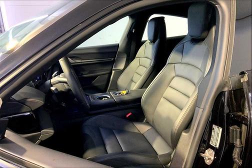 2025 Porsche Taycan 4