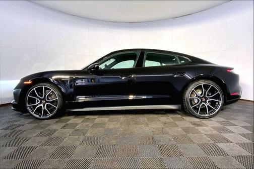 2025 Porsche Taycan 4