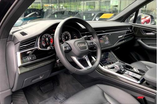 2021 Audi Q7 55 Prestige