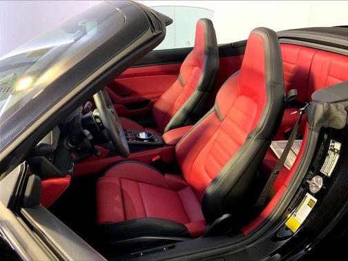 2T/Jet Black Metal 2026 Porsche 911 Carrera GTS