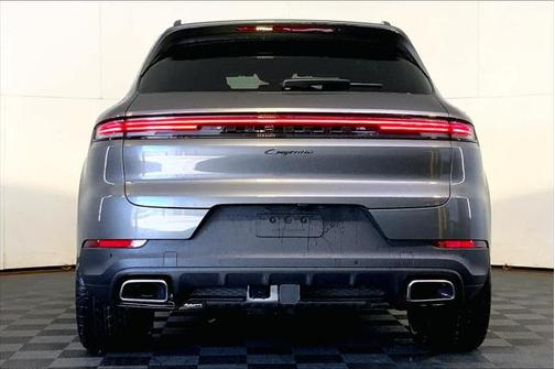 2024 Porsche Cayenne AWD