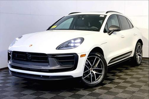 2023 Porsche Macan T