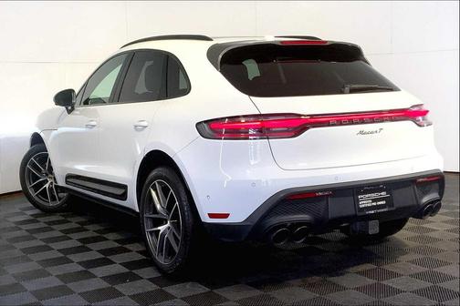 2023 Porsche Macan T