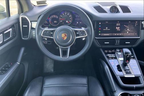 2022 Porsche Cayenne Platinum Edition