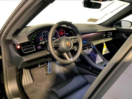 2026 Porsche Taycan 4