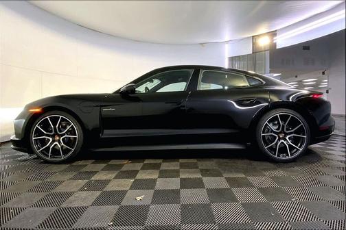 2026 Porsche Taycan 4