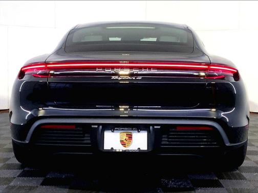 2026 Porsche Taycan 4