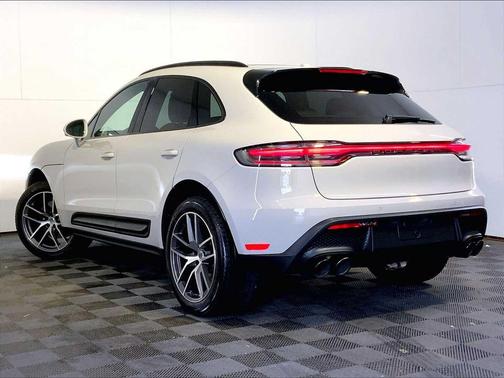 Chalk 2026 Porsche Macan Macan