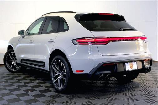 2026 Porsche Macan AWD