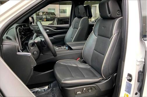 2022 Cadillac Escalade Sport