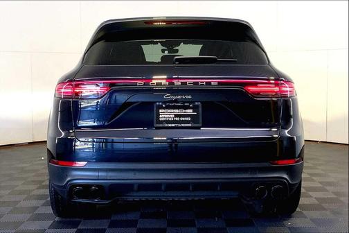 2022 Porsche Cayenne AWD