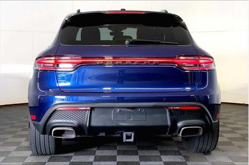 2023 Porsche Macan Base