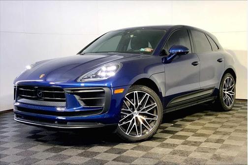 2023 Porsche Macan Base