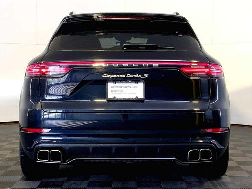 Moonlight Blue Metallic 2023 Porsche Cayenne Cayenne Turbo S E-Hybrid