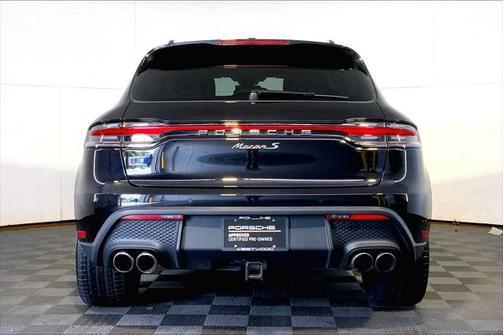 2023 Porsche Macan Base