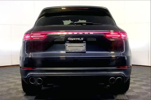 2021 Porsche Cayenne S