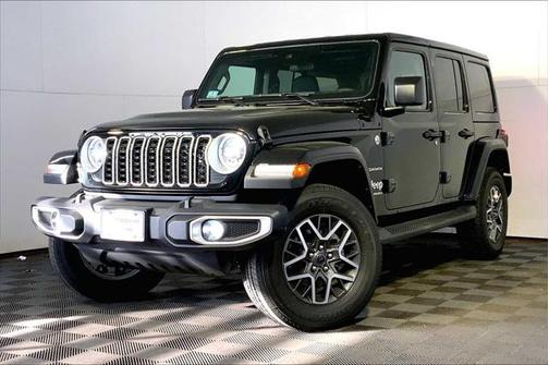 2024 Jeep Wrangler 4-Door Sahara 4x4