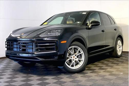 2025 Porsche Cayenne AWD