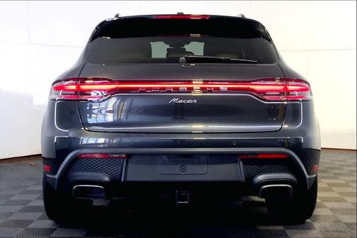 2025 Porsche Macan AWD
