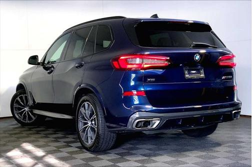 2022 BMW X5 M50i