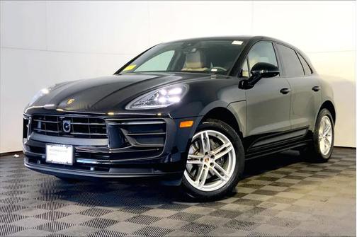 2024 Porsche Macan Base