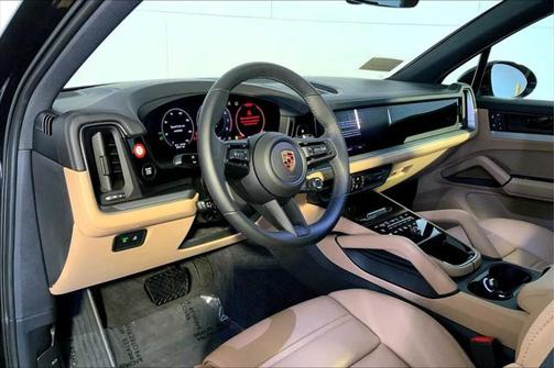 2024 Porsche Cayenne AWD