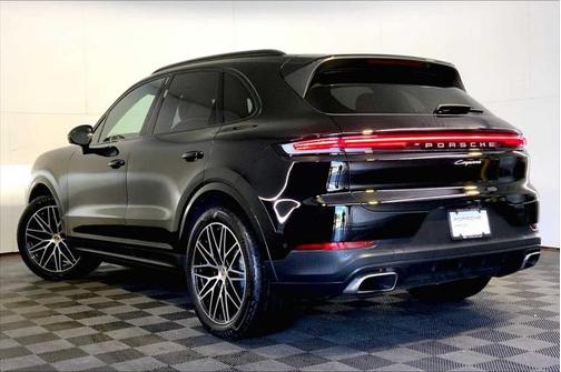 2024 Porsche Cayenne AWD