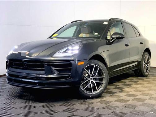 2026 Porsche Macan AWD