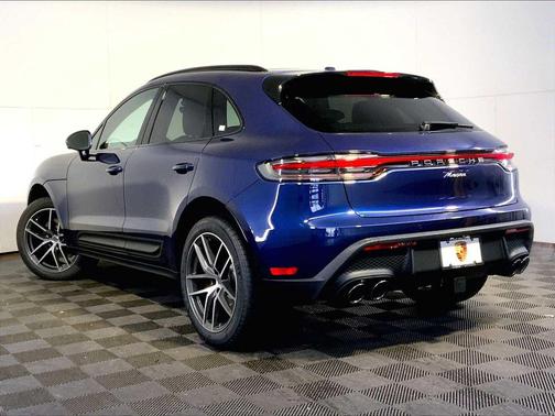 2026 Porsche Macan AWD