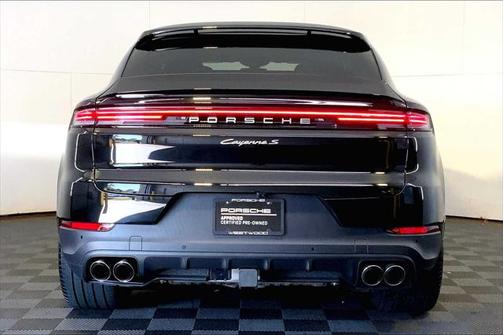 2024 Porsche Cayenne S